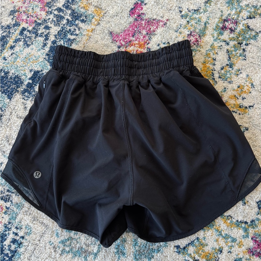 Lululemon Athletica Black Hottie Hot size 2